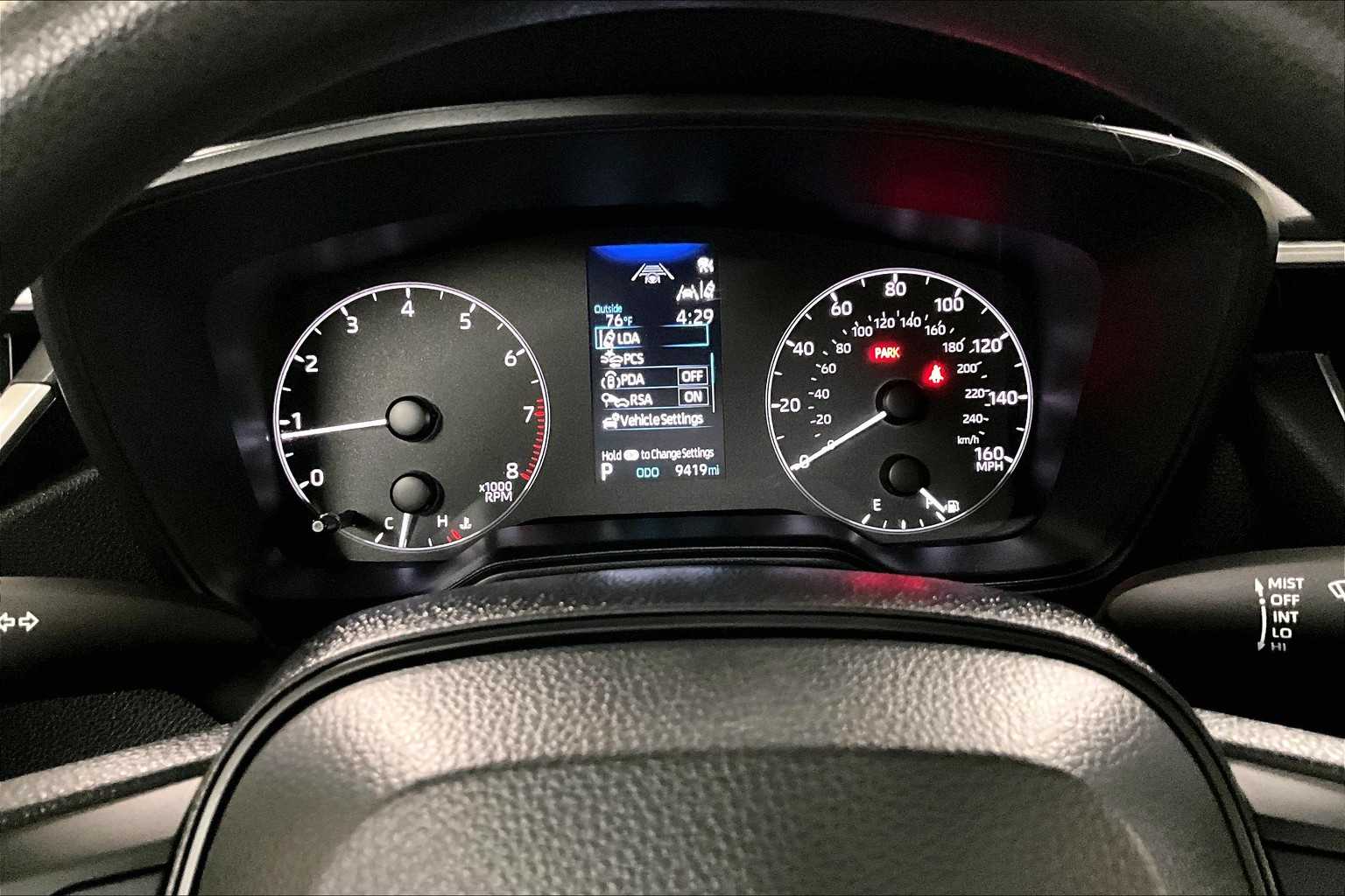 2024 Toyota Corolla LE - Photo 22
