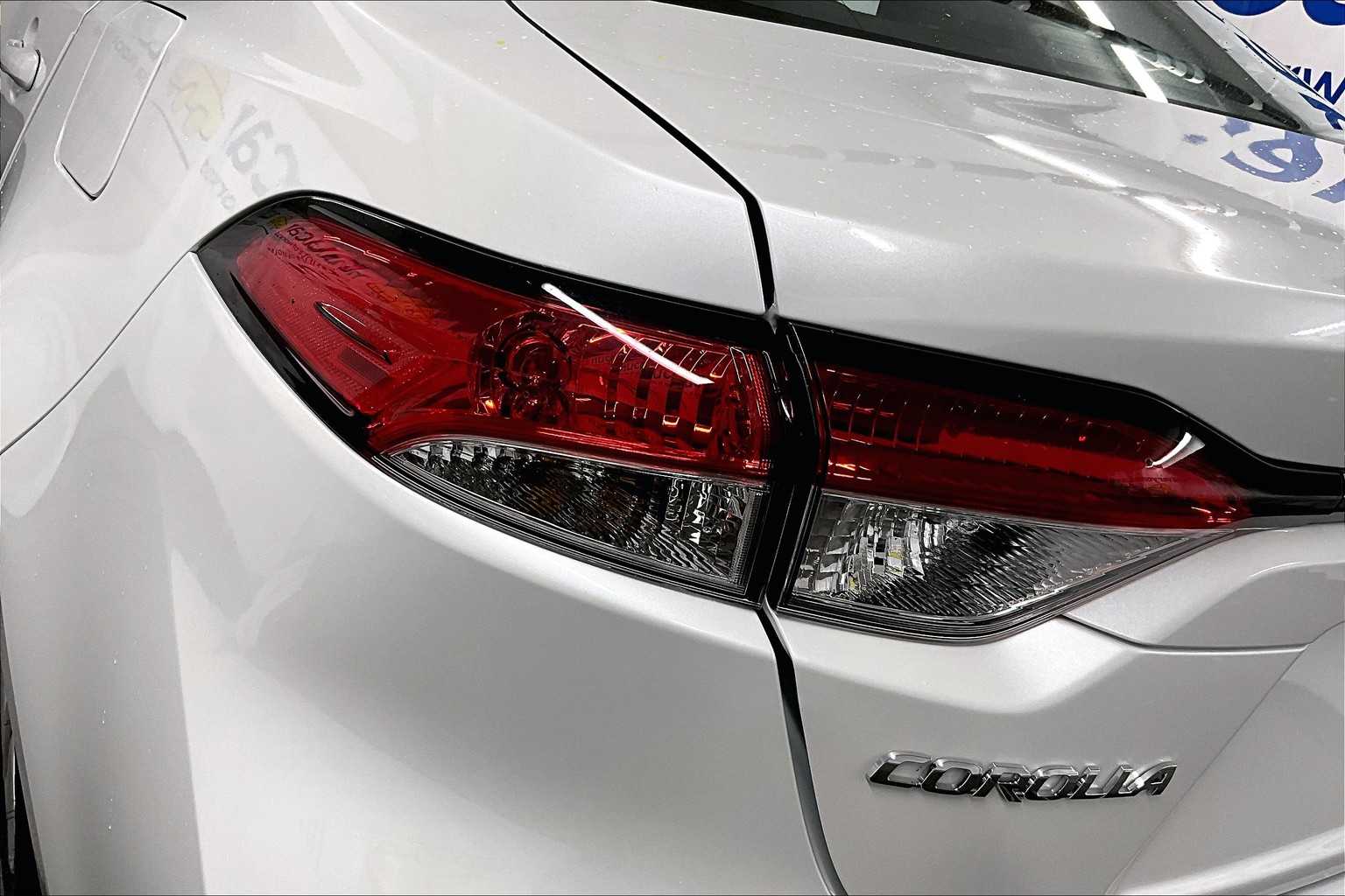 2024 Toyota Corolla LE - Photo 29