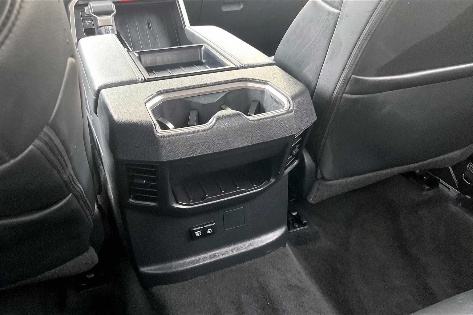 2024 Toyota Tundra SR5 - Photo 27