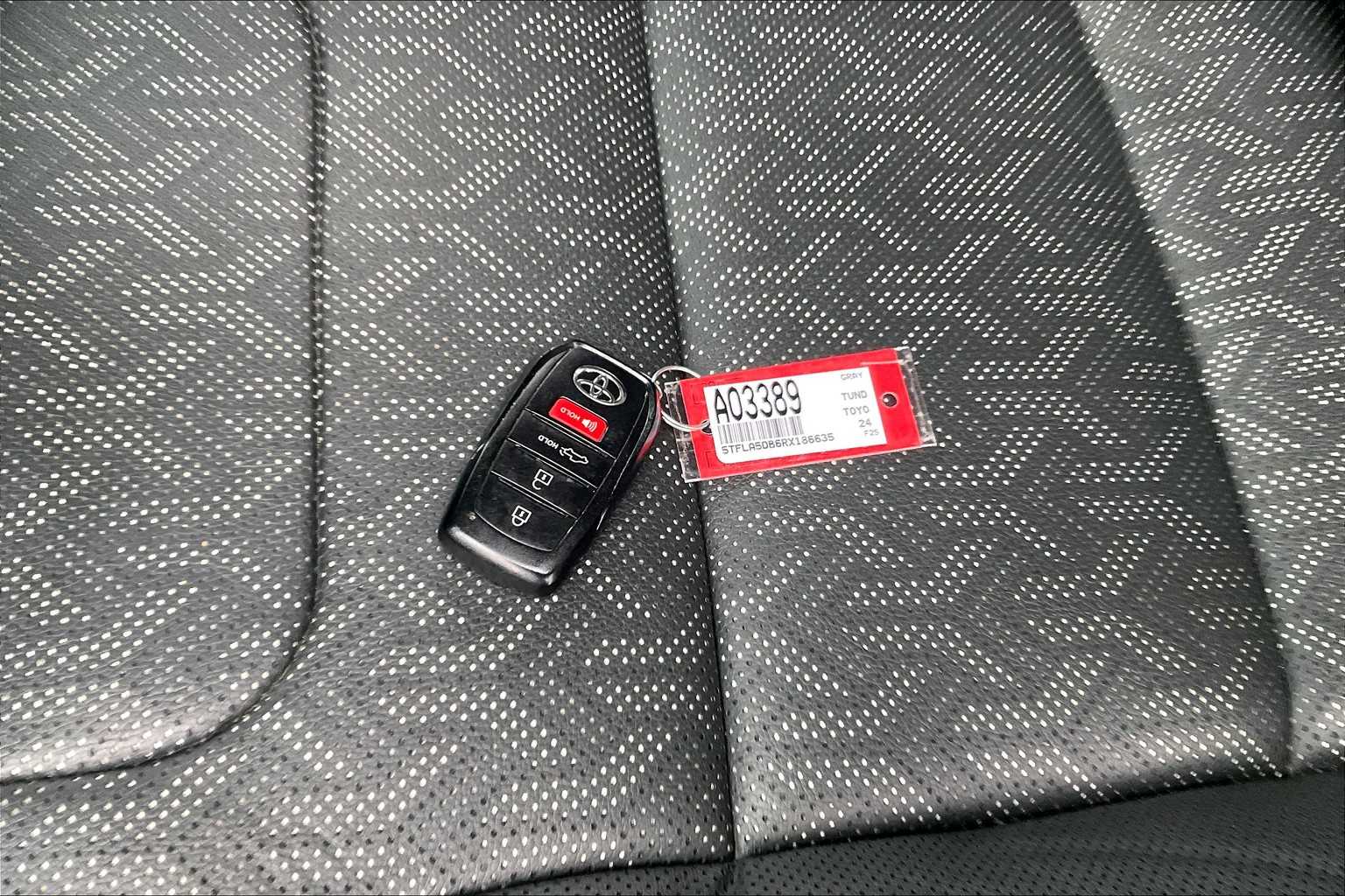2024 Toyota Tundra SR5 - Photo 30