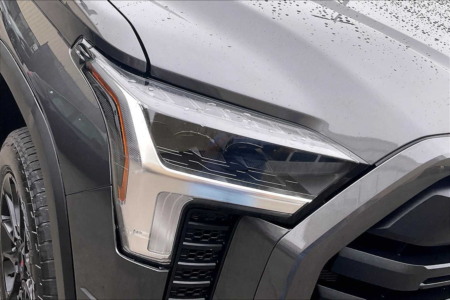 2024 Toyota Tundra SR5 - Photo 33