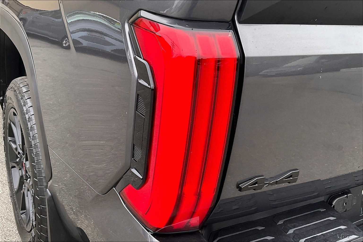 2024 Toyota Tundra SR5 - Photo 34