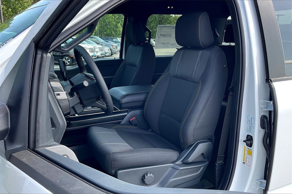 2025 Ford F-150 STX - Photo 11