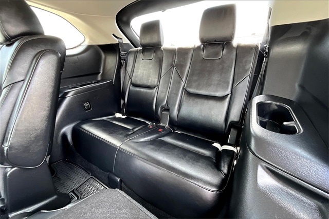 2023 Mazda CX-9 Touring - Photo 16
