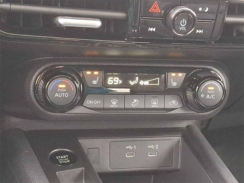 2026 Nissan Kicks SV - Photo 12