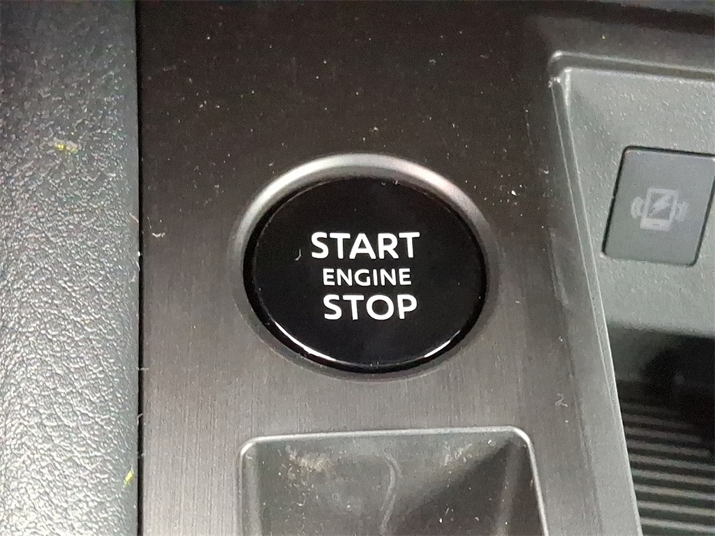 2026 Nissan Kicks SV - Photo 16