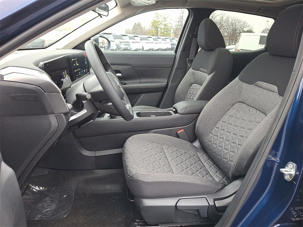 2026 Nissan Kicks SV - Photo 9