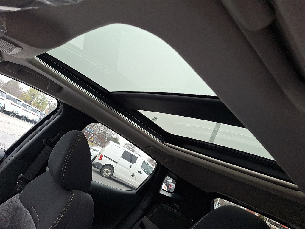 2026 Nissan Kicks SV - Photo 10