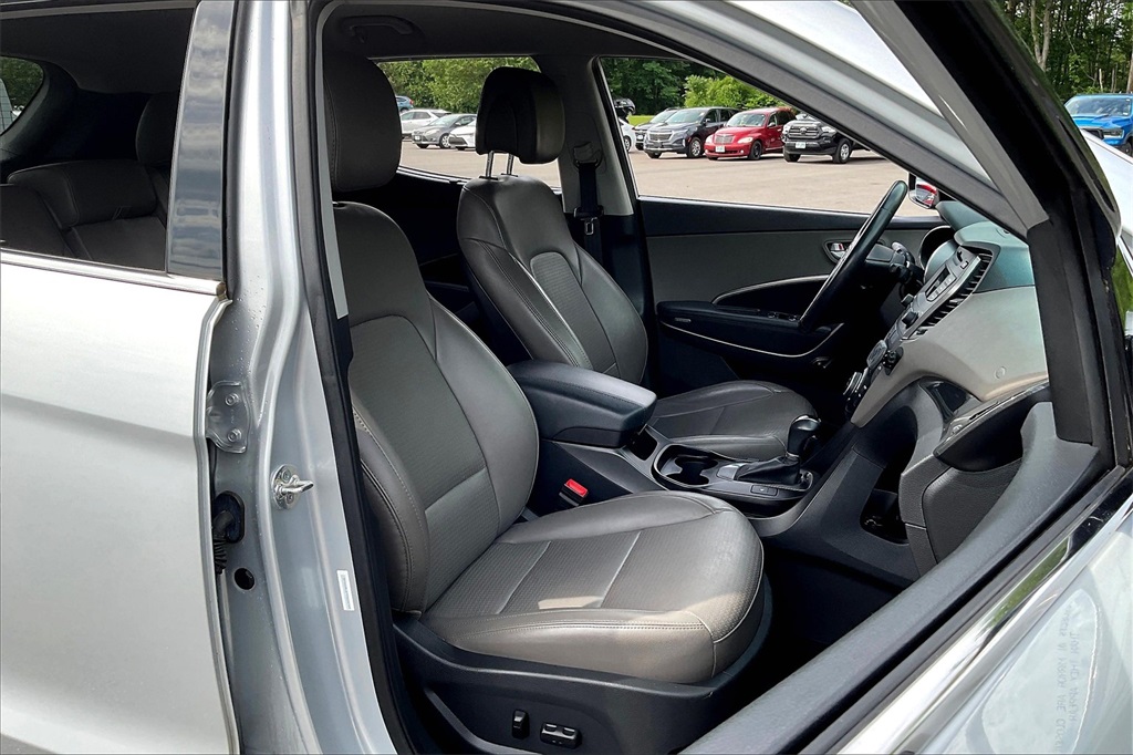 2015 Hyundai Santa Fe Sport 2.0T - Photo 11