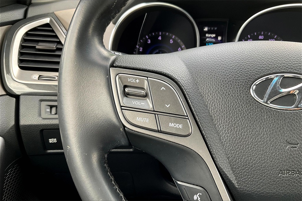 2015 Hyundai Santa Fe Sport 2.0T - Photo 22
