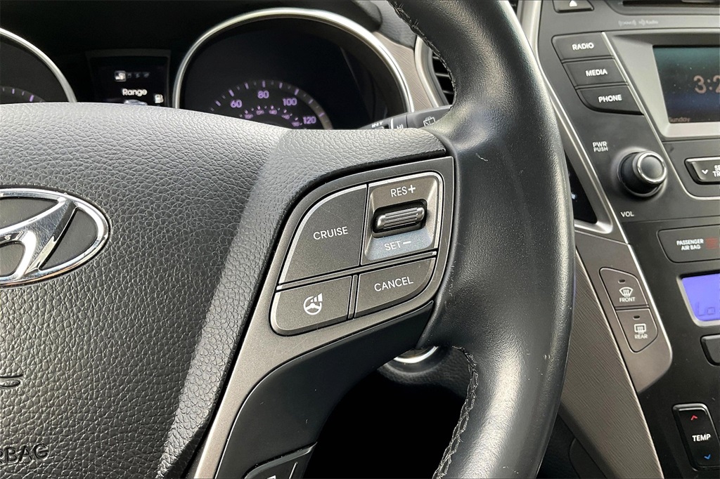 2015 Hyundai Santa Fe Sport 2.0T - Photo 23