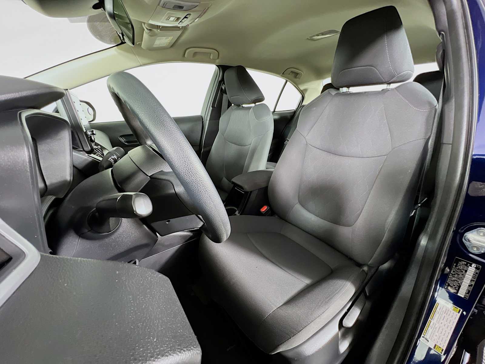 2022 Toyota Corolla LE - Photo 20