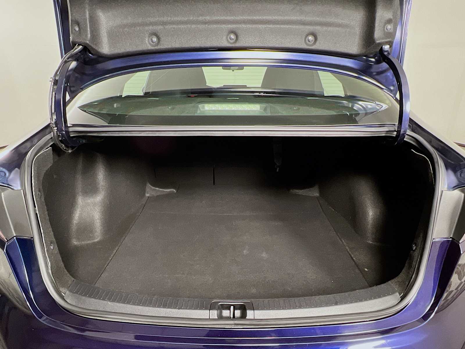 2022 Toyota Corolla LE - Photo 24