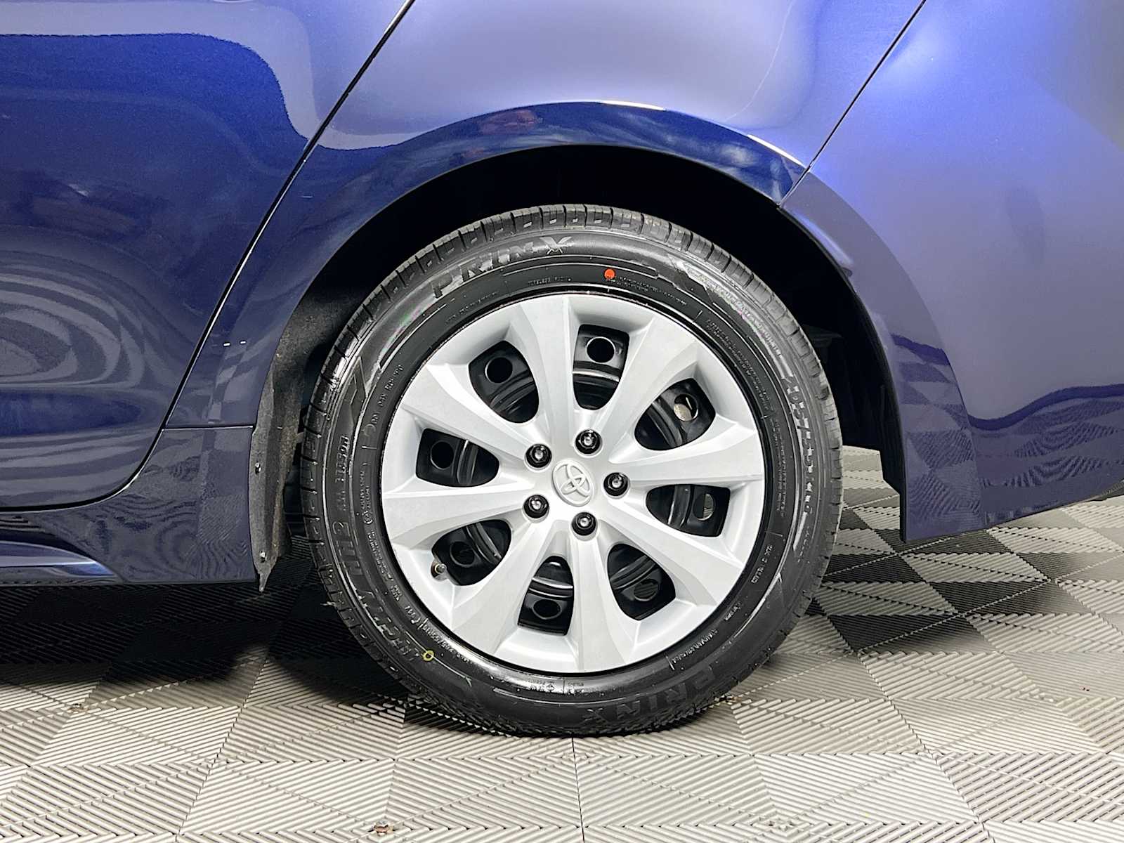 2022 Toyota Corolla LE - Photo 29