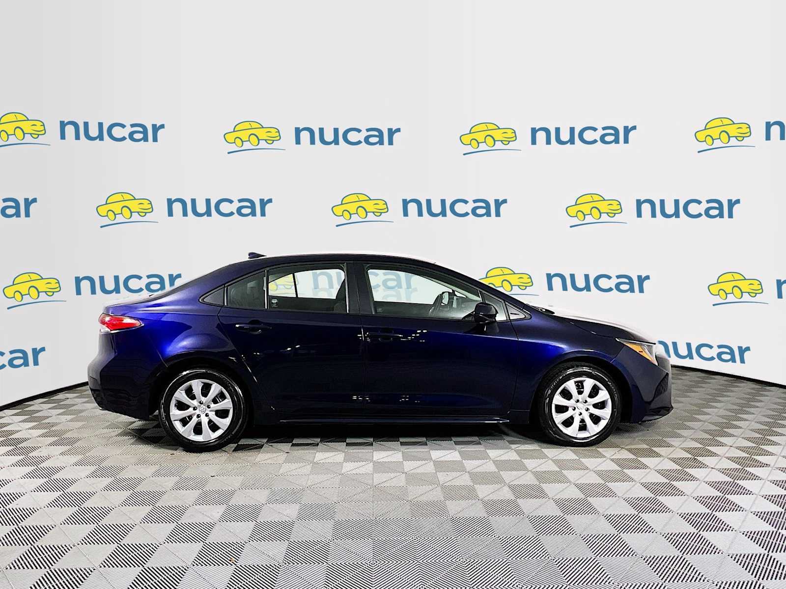 2022 Toyota Corolla LE - Photo 8