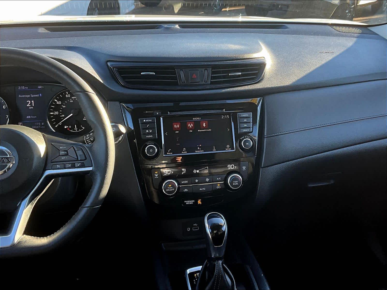 2018 Nissan Rogue SV - Photo 18