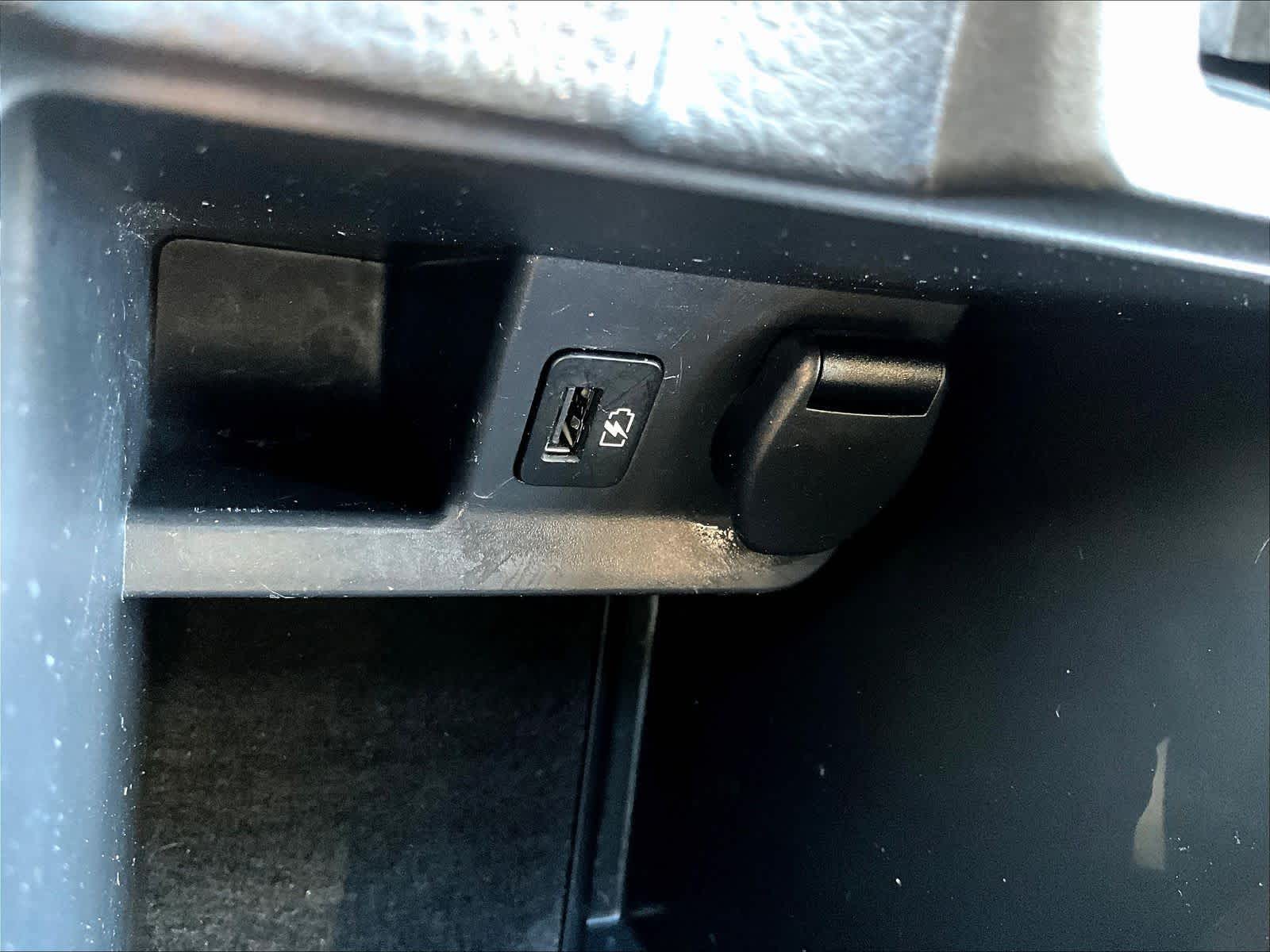 2018 Nissan Rogue SV - Photo 26