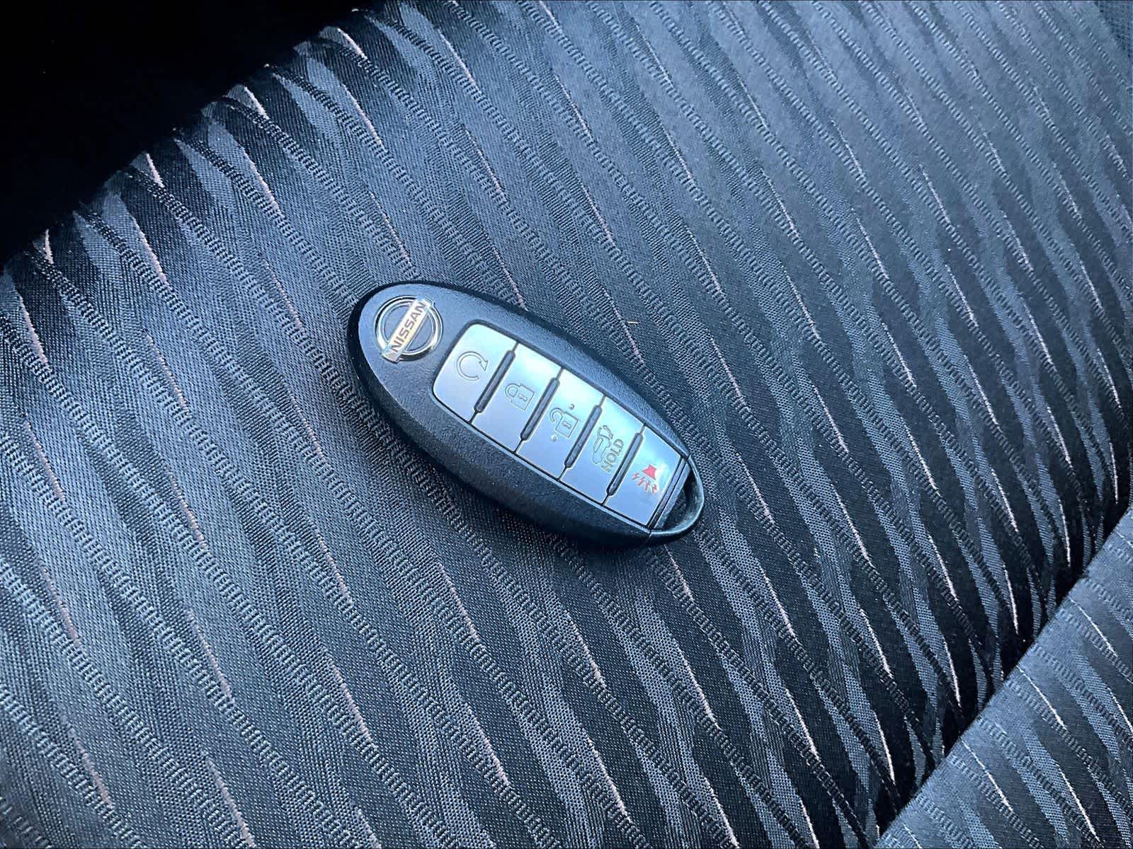 2018 Nissan Rogue SV - Photo 29