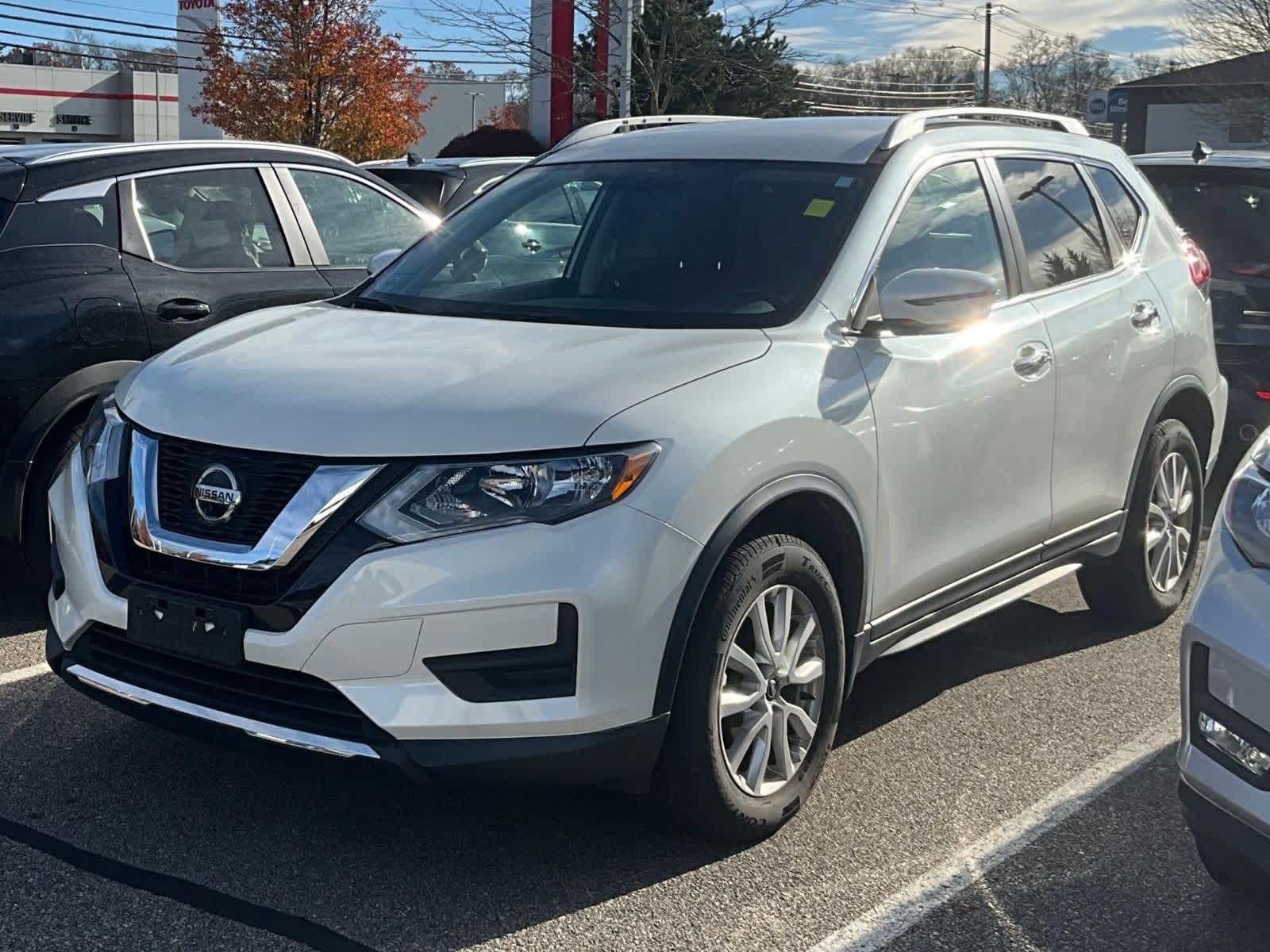 2018 Nissan Rogue SV - Photo 3