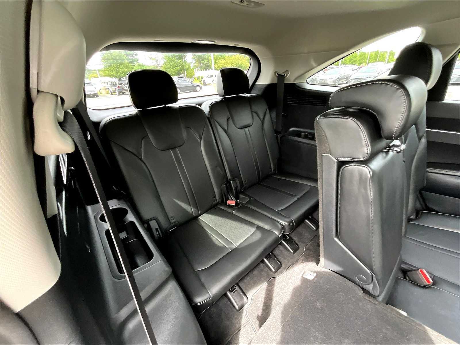 2022 Kia Sorento X-Line S - Photo 17