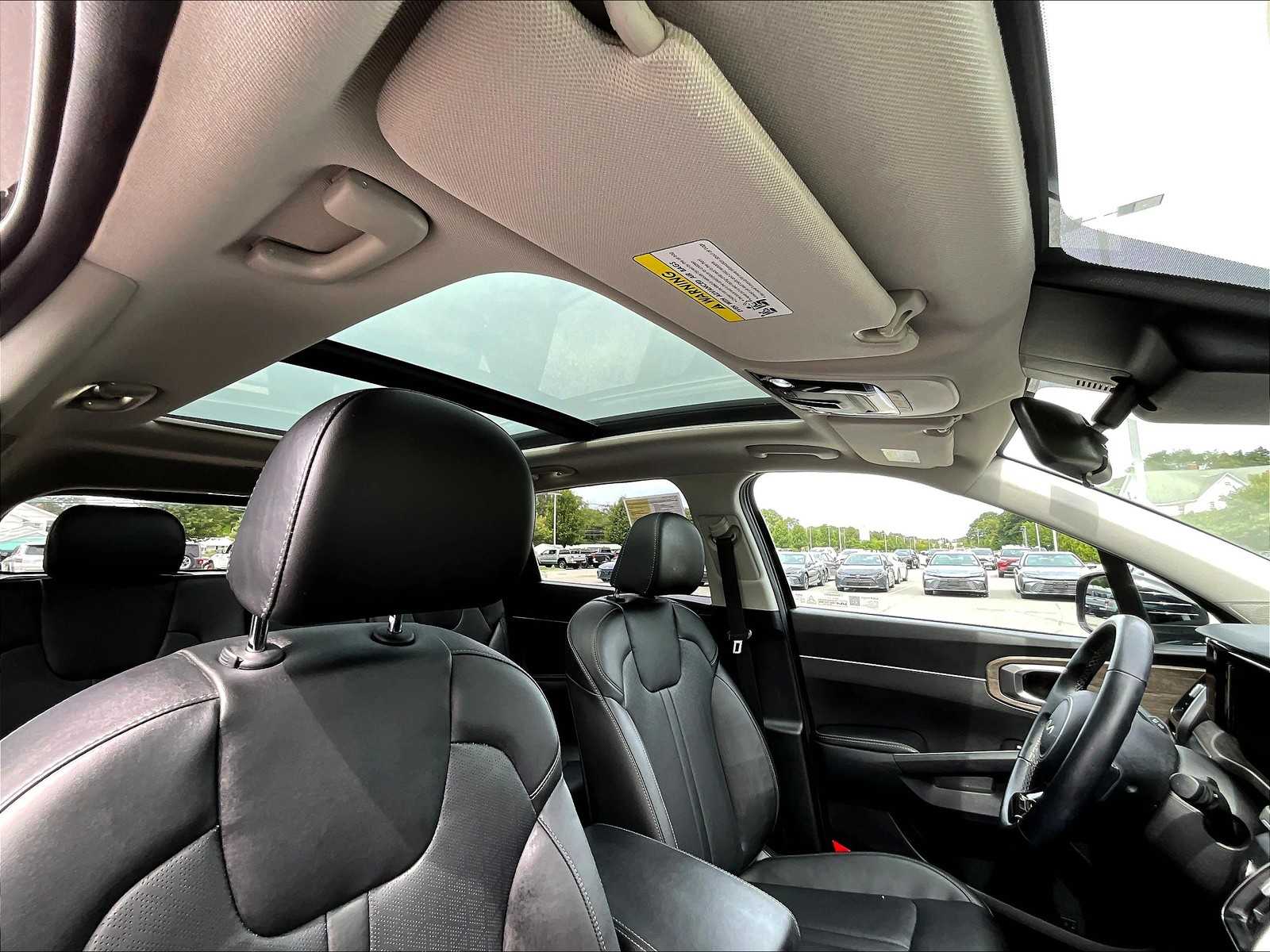 2022 Kia Sorento X-Line S - Photo 23