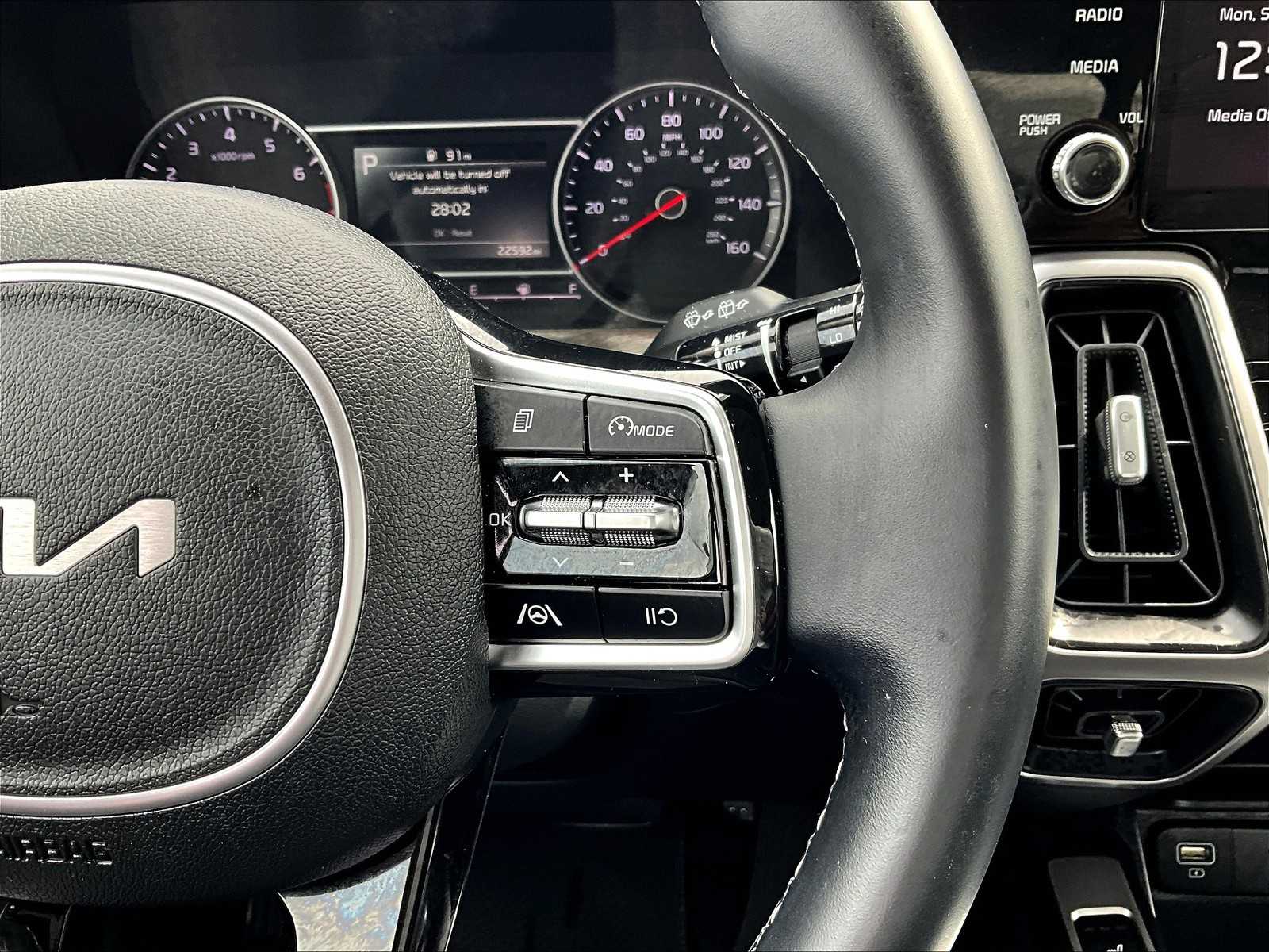 2022 Kia Sorento X-Line S - Photo 25