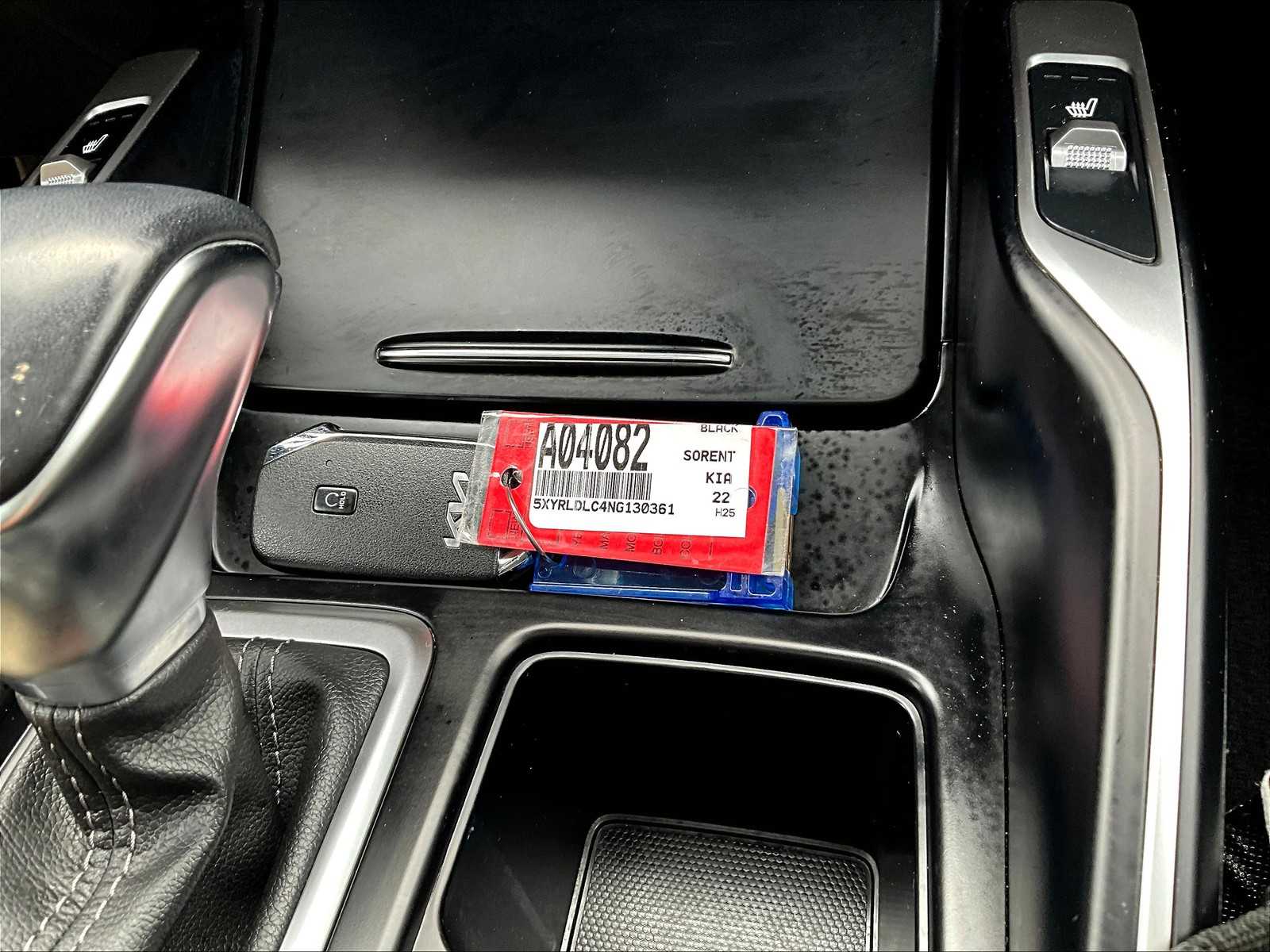 2022 Kia Sorento X-Line S - Photo 31