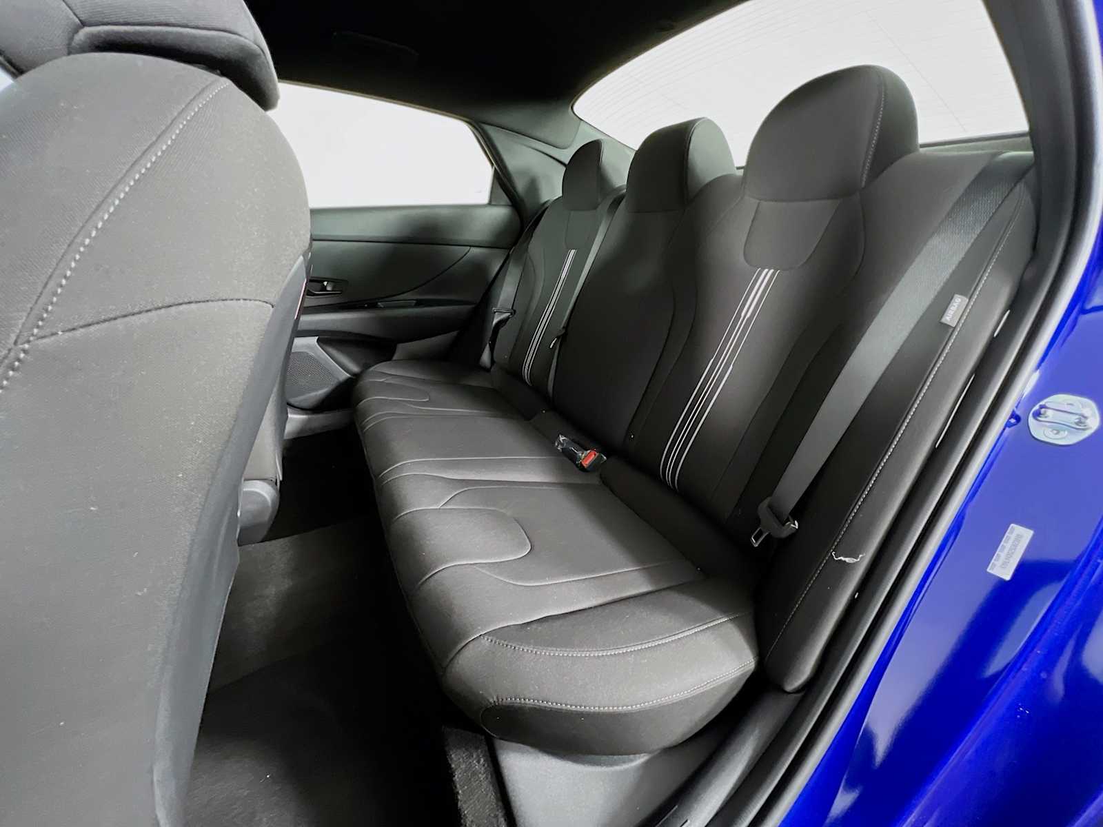 2025 Hyundai Elantra SEL Sport - Photo 13