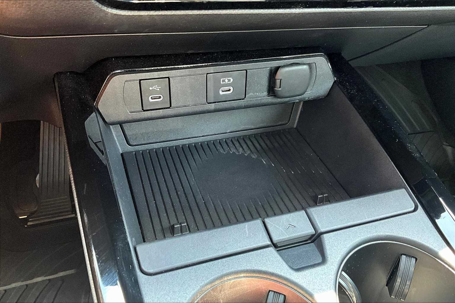 2024 Toyota Prius Prime SE - Photo 27