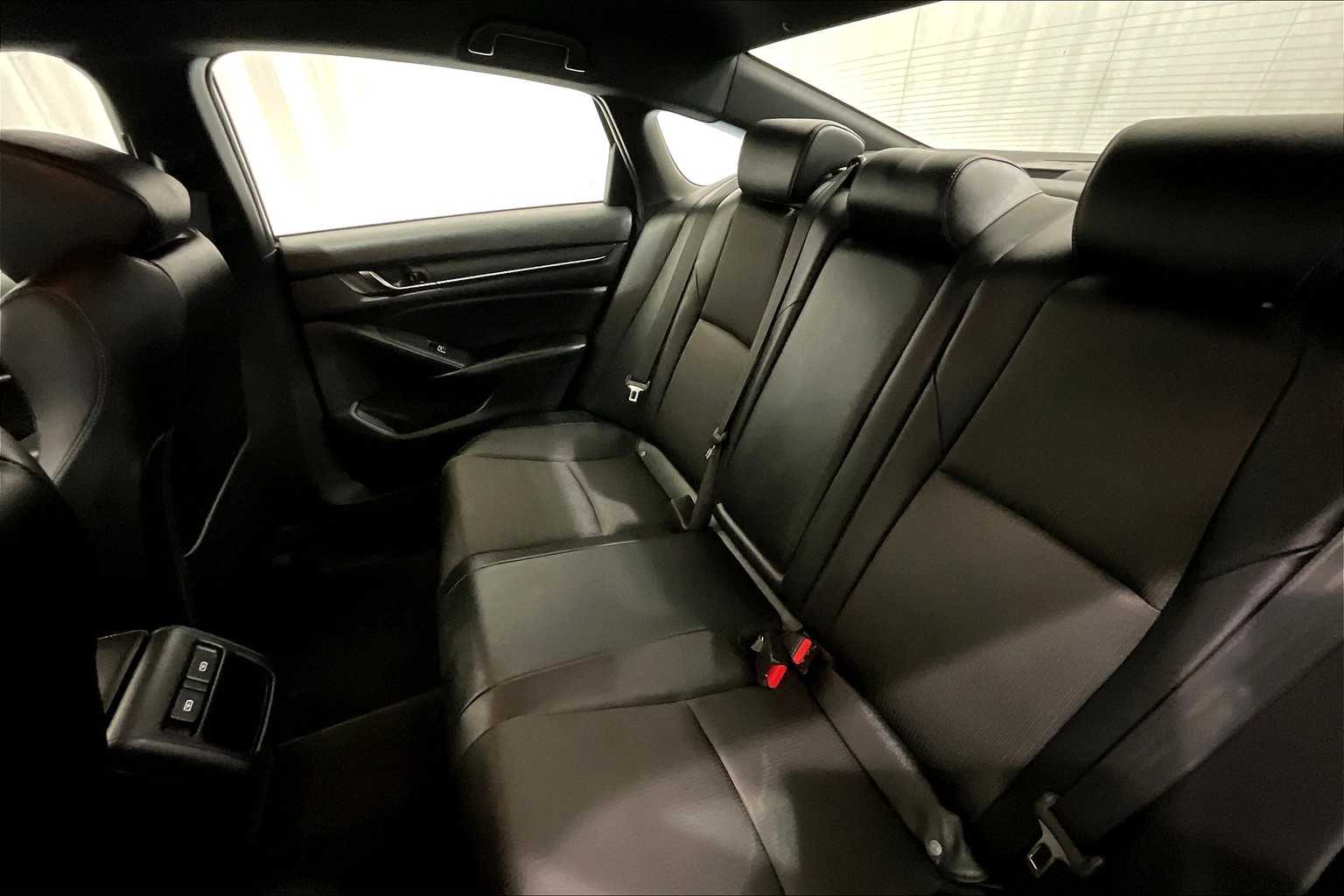 2022 Honda Accord Sport - Photo 15