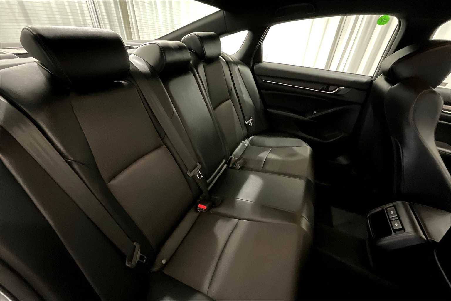2022 Honda Accord Sport - Photo 16