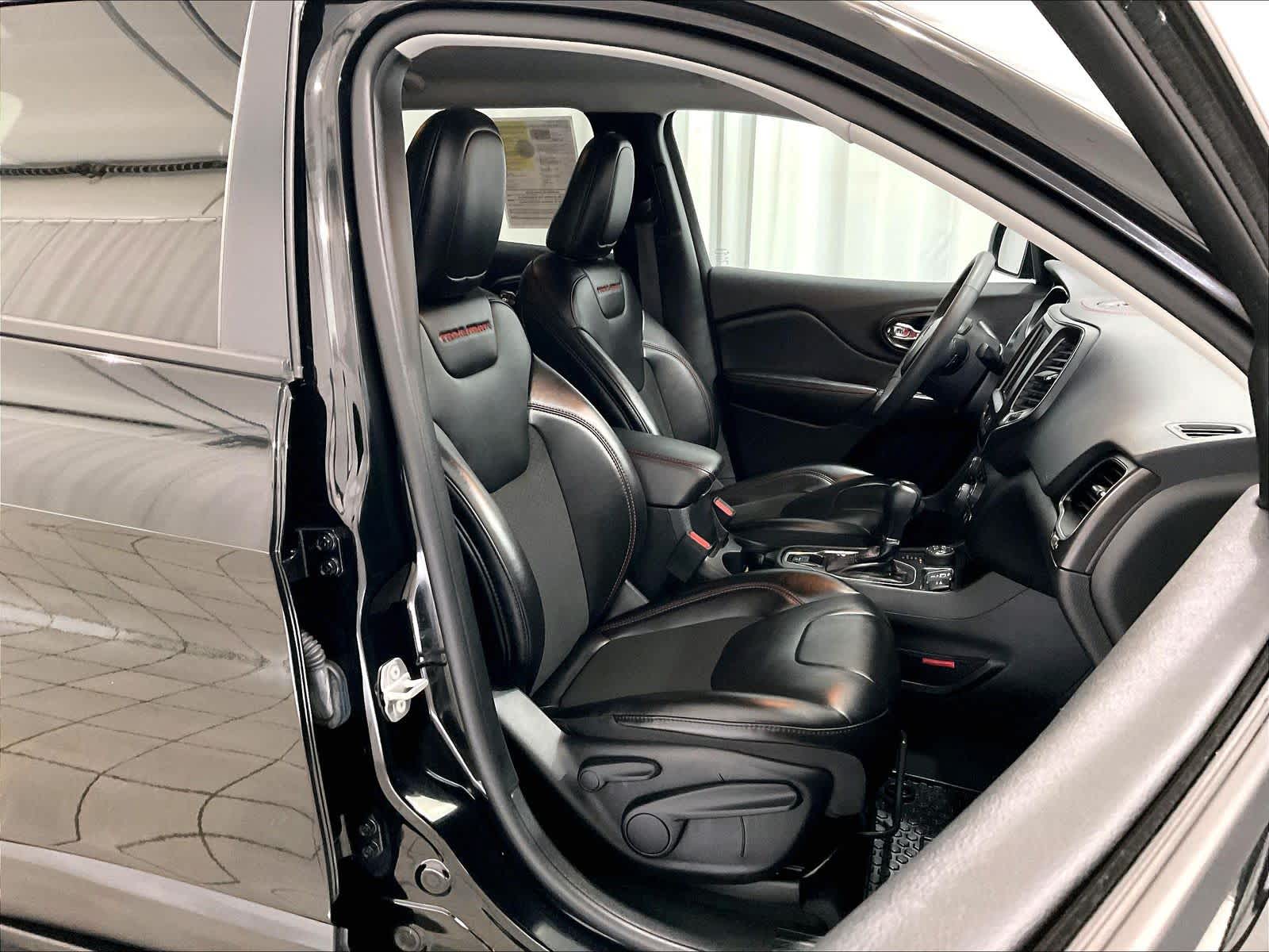 2022 Jeep Cherokee Trailhawk - Photo 11