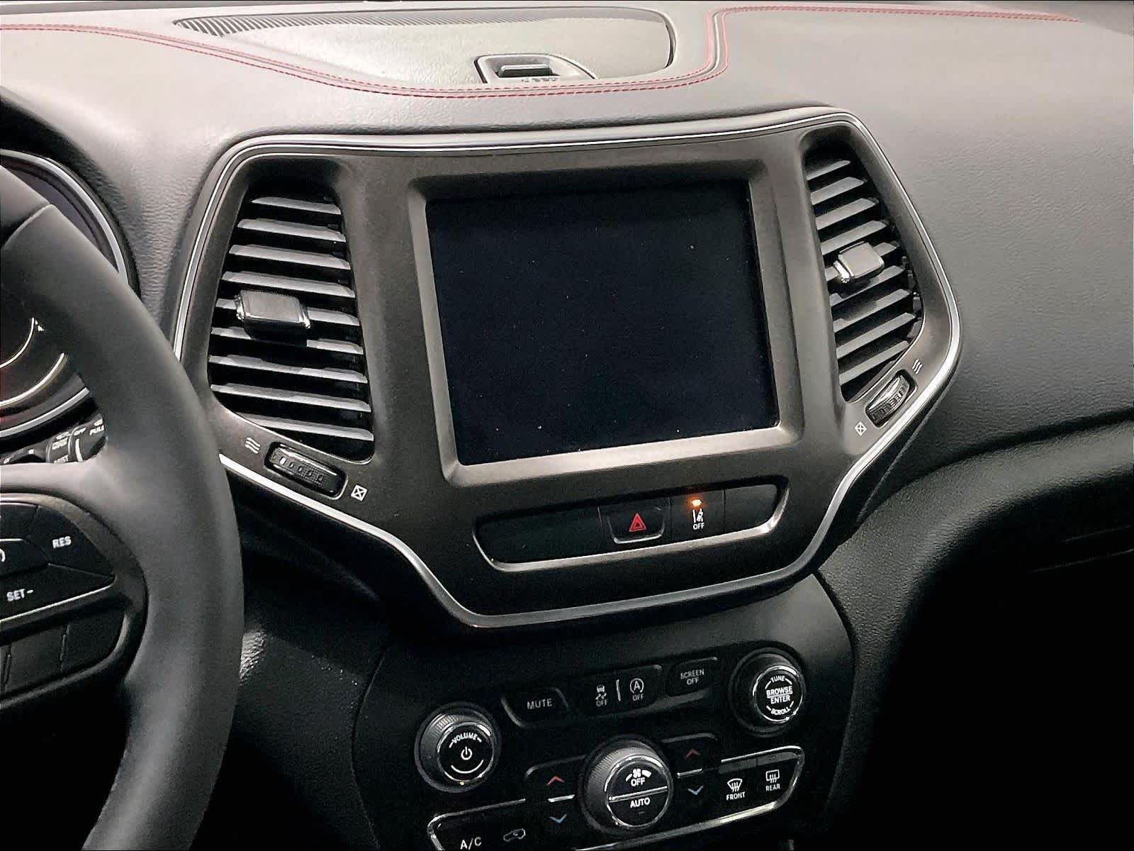 2022 Jeep Cherokee Trailhawk - Photo 18