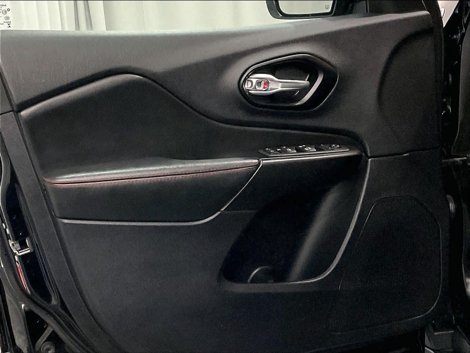 2022 Jeep Cherokee Trailhawk - Photo 9