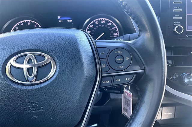 2022 Toyota Camry SE - Photo 24