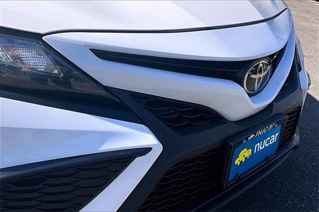 2022 Toyota Camry SE - Photo 30