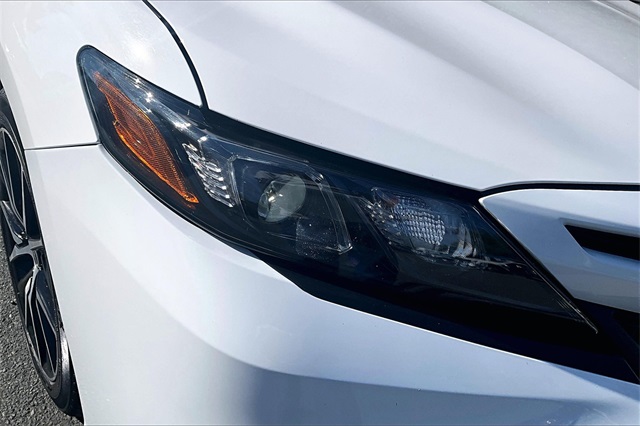 2022 Toyota Camry SE - Photo 31