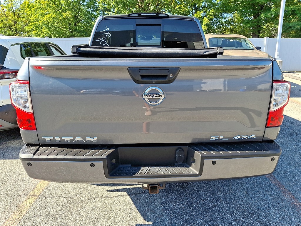 2017 Nissan Titan SL - Photo 4