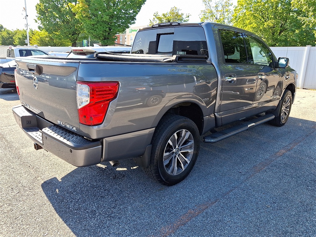 2017 Nissan Titan SL - Photo 5