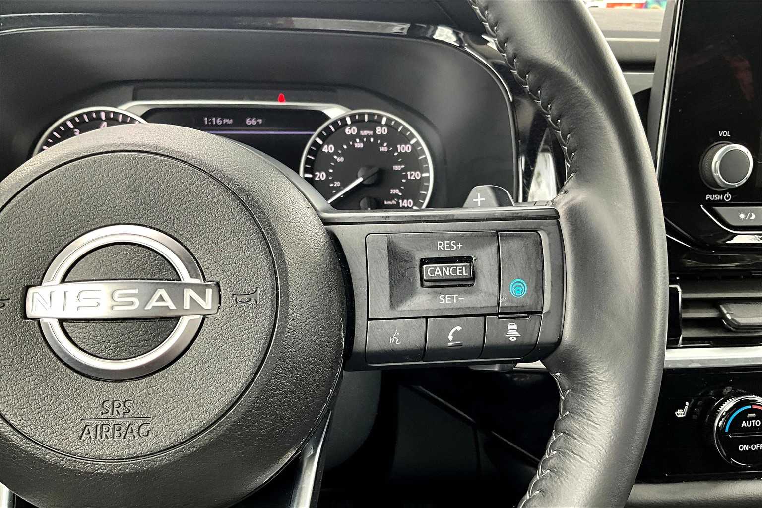 2024 Nissan Pathfinder SV - Photo 24