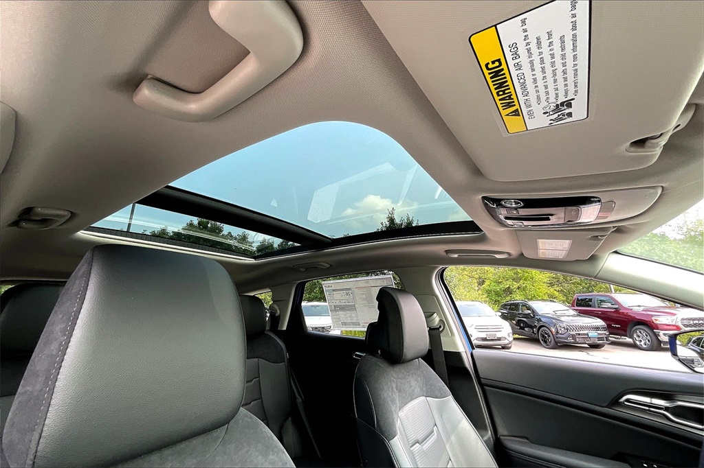 2026 Kia Sportage SX-Prestige - Photo 18