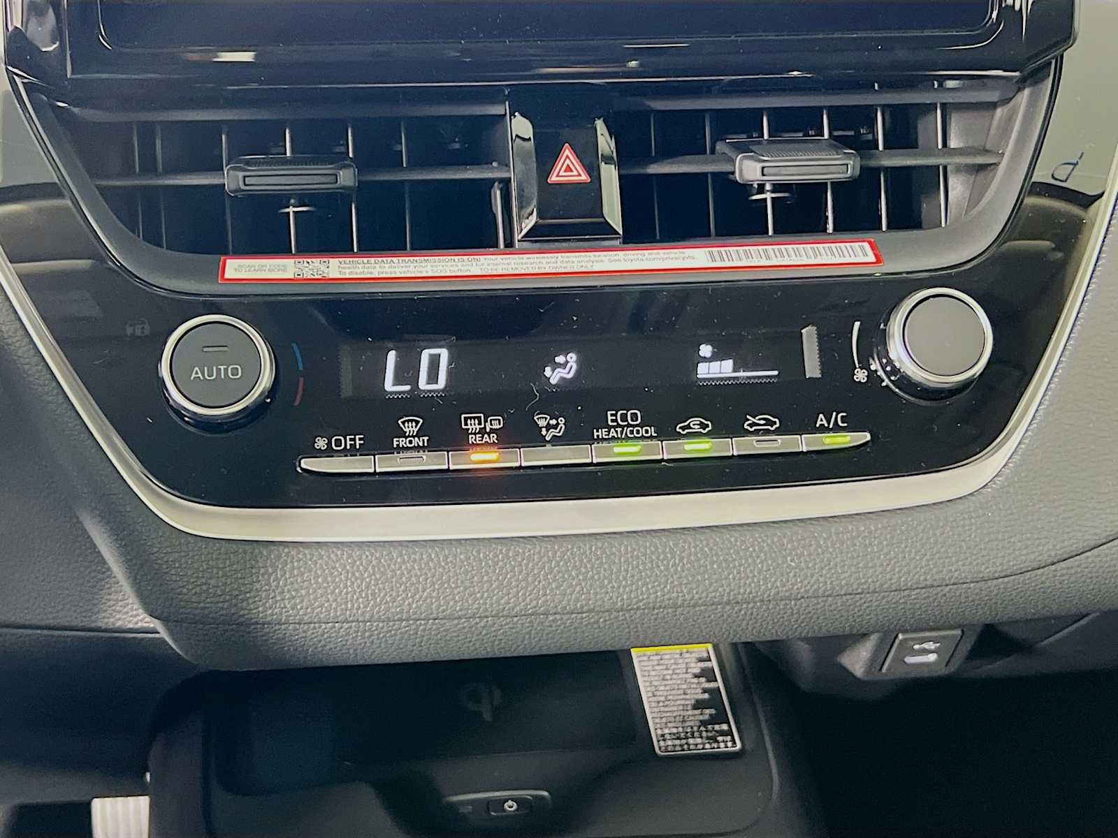 2025 Toyota Corolla LE - Photo 10