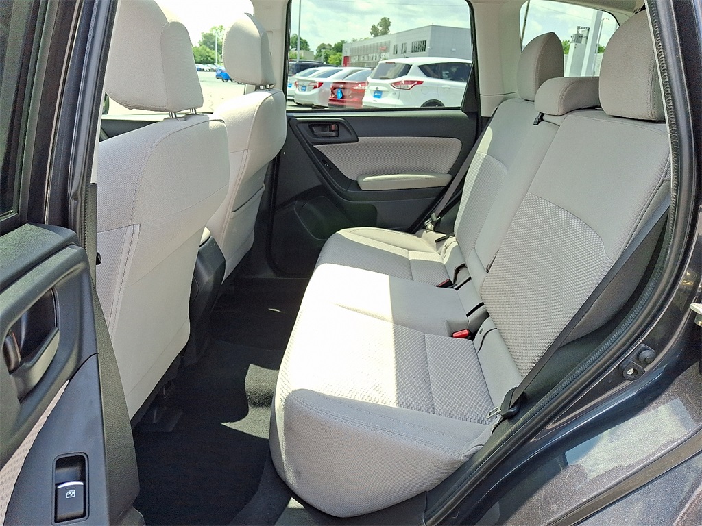 2018 Subaru Forester 2.5i Premium - Photo 11