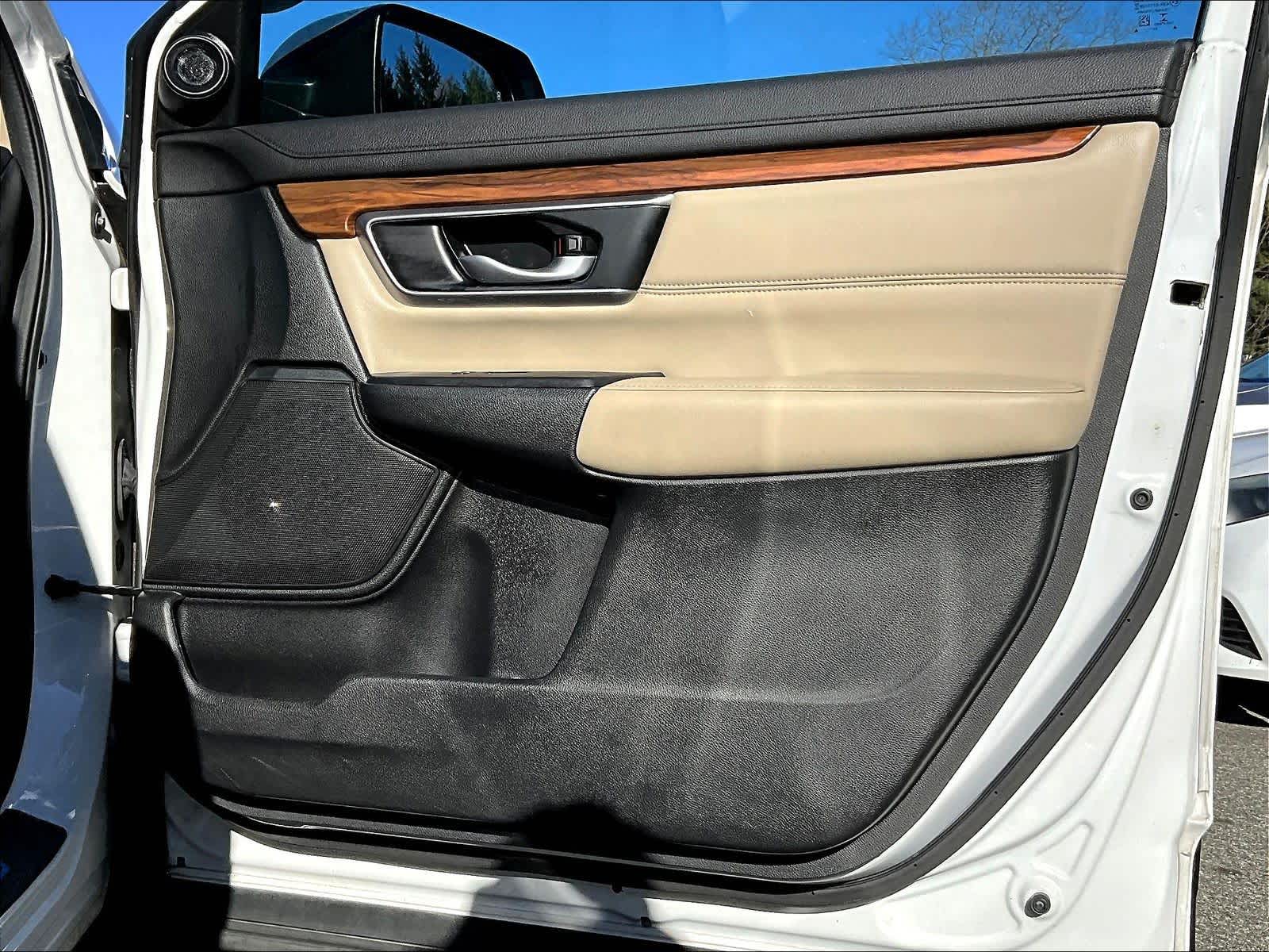 2022 Honda CR-V Hybrid Touring - Photo 12