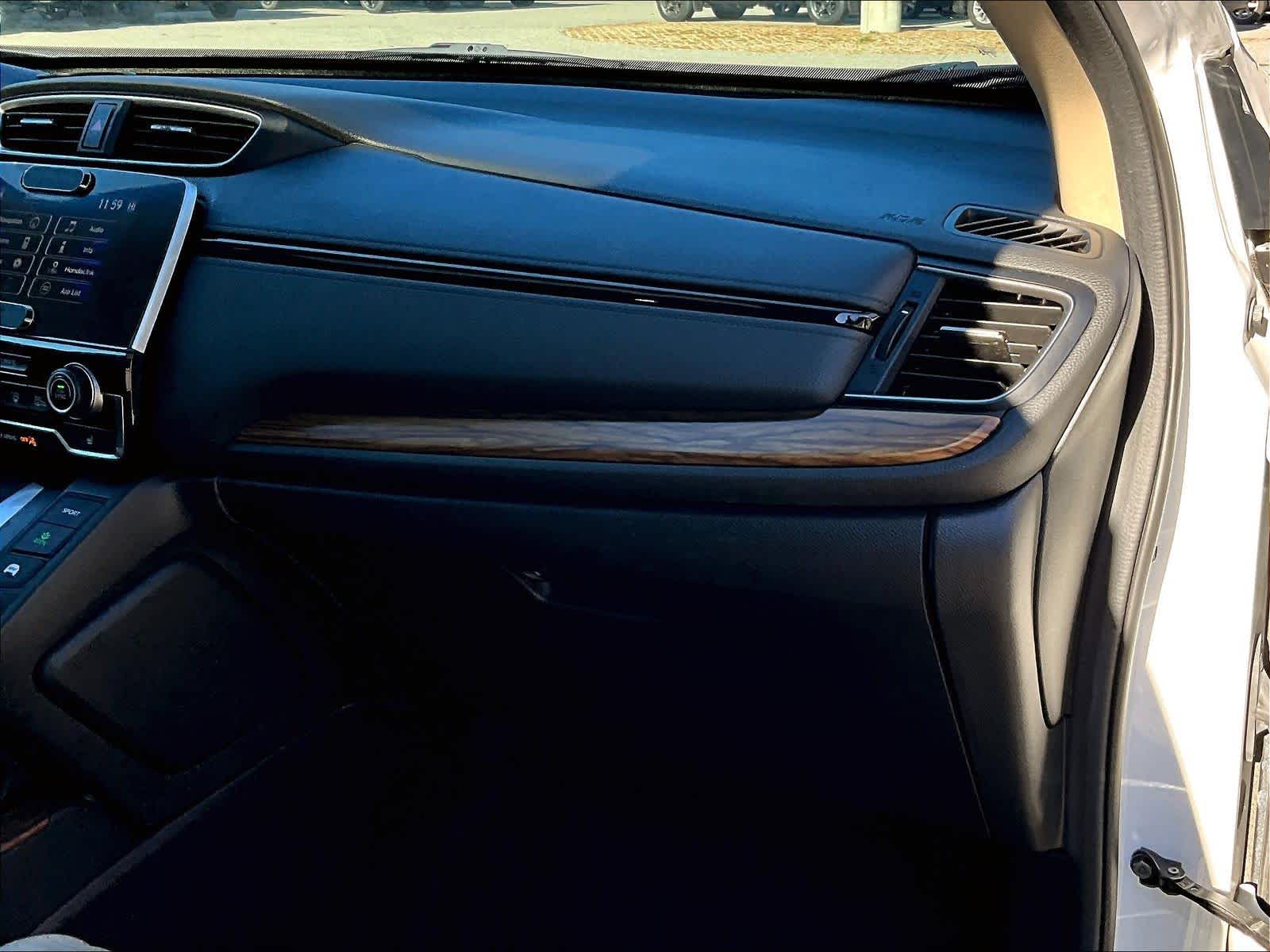 2022 Honda CR-V Hybrid Touring - Photo 13