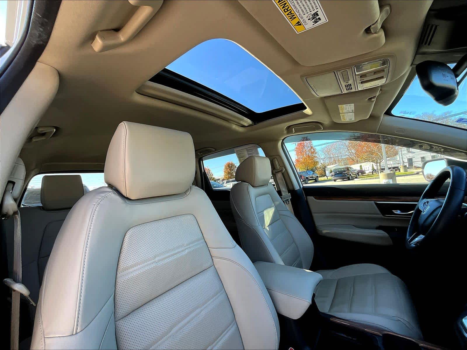 2022 Honda CR-V Hybrid Touring - Photo 22