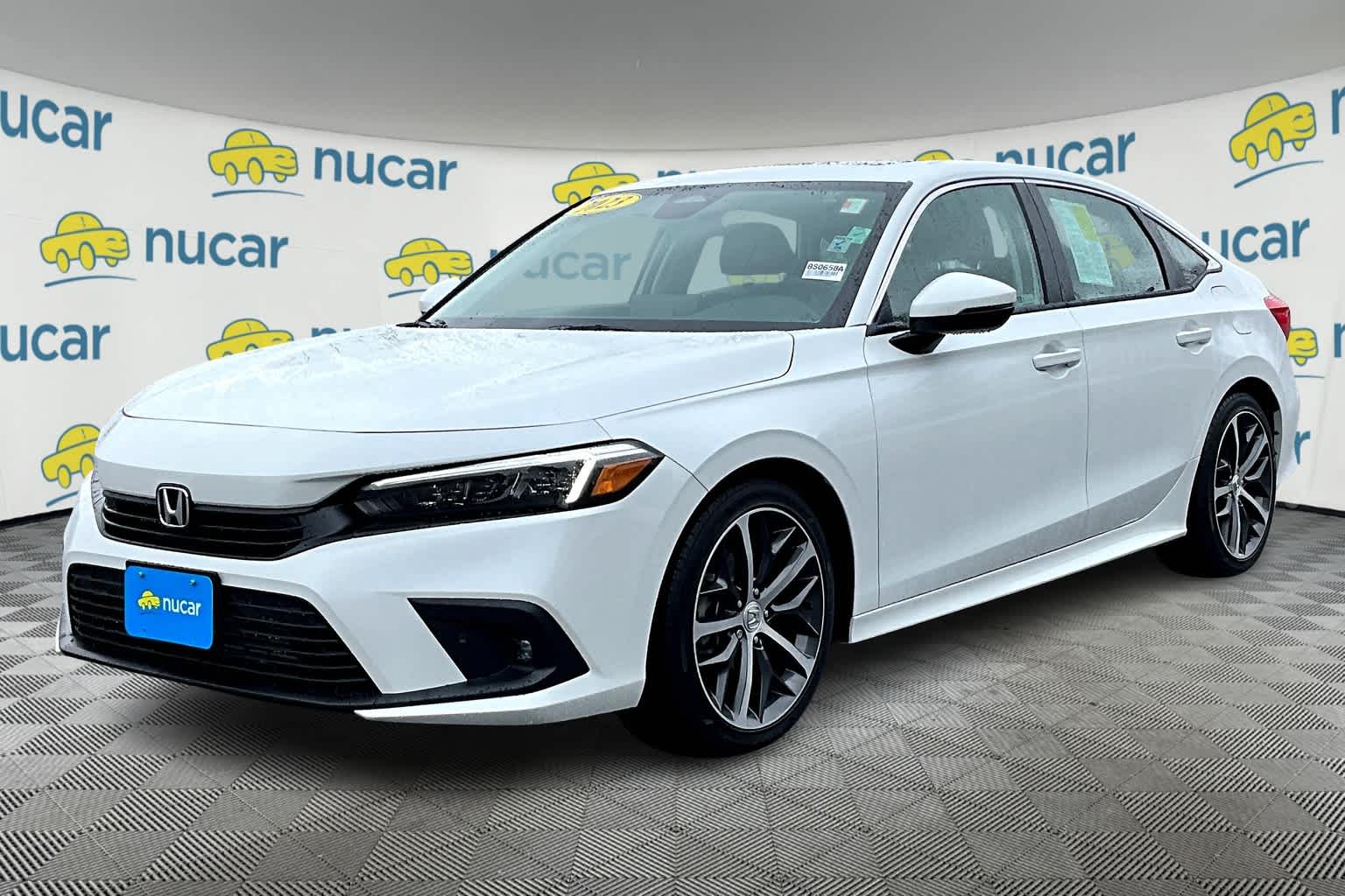 2023 Honda Civic Touring - Photo 3