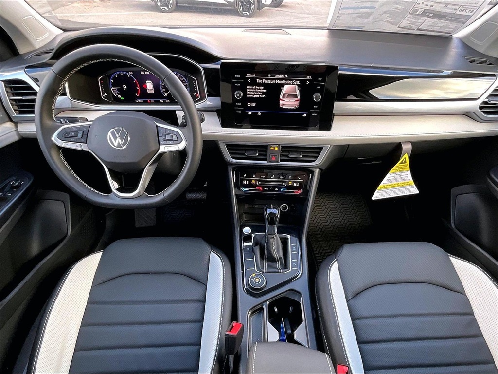 2026 Volkswagen Taos 1.5T SEL - Photo 12