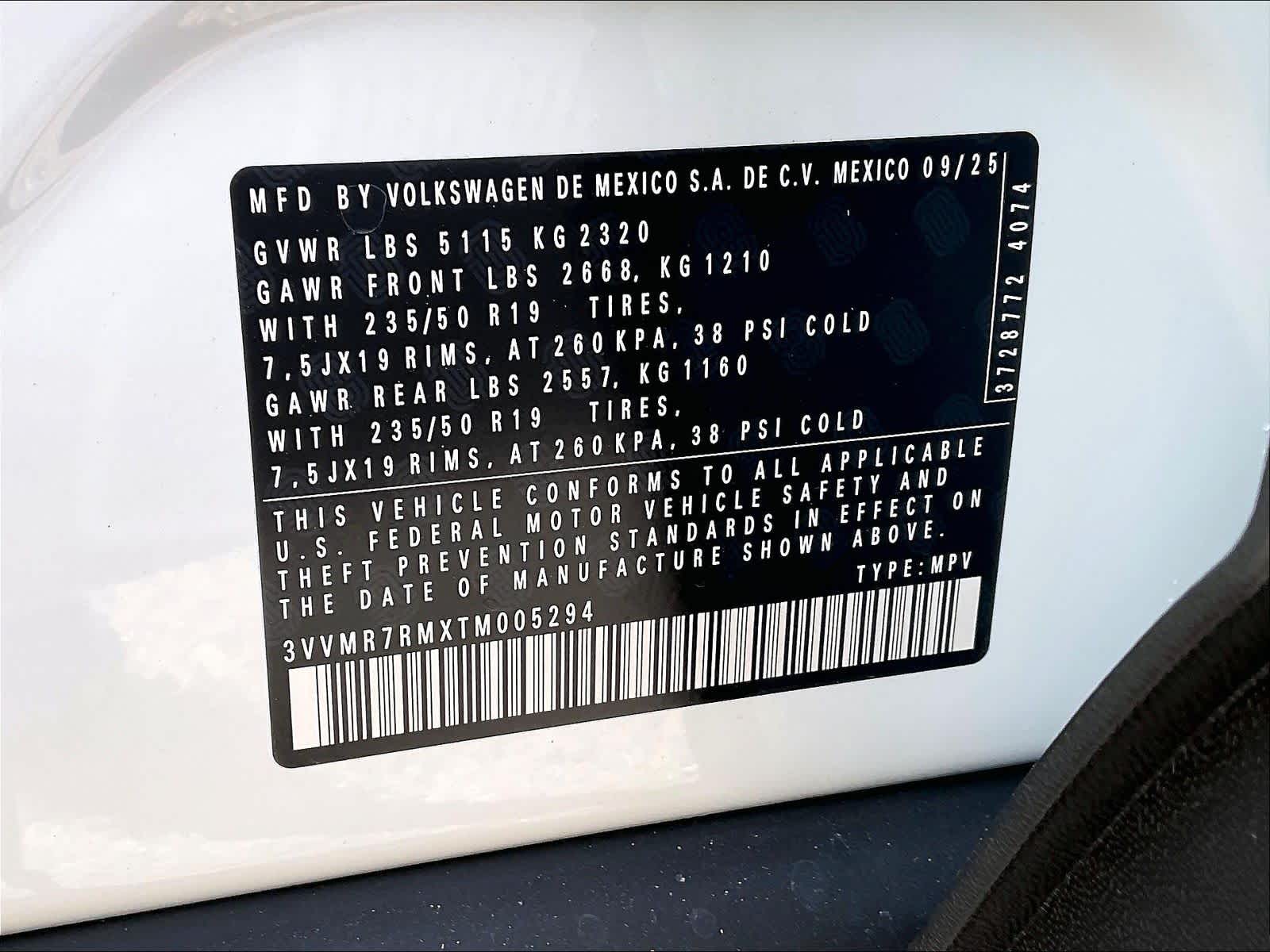 2026 Volkswagen Tiguan SE - Photo 17