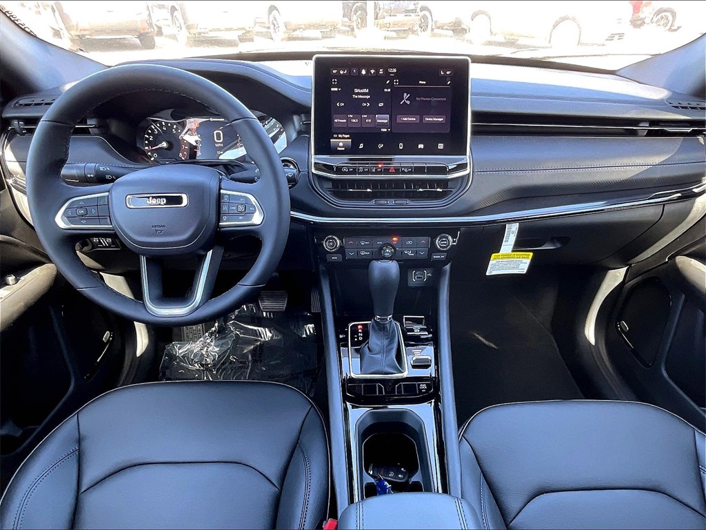 2025 Jeep Compass Limited - Photo 12